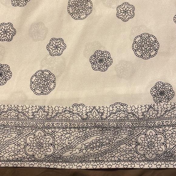 Ivanka Trump tank (M) - Picture 8 of 8